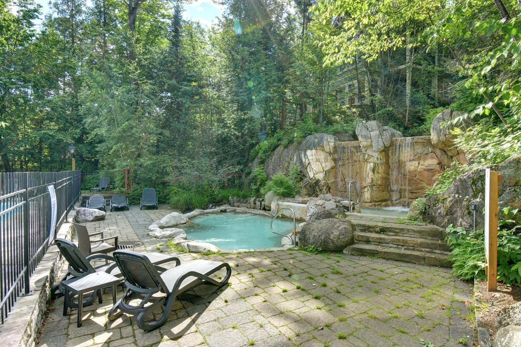 Apartament Tremblant Prestige - Les Eaux 207-2 Mont-Tremblant Zewnętrze zdjęcie